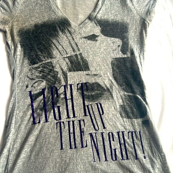 Express Short Sleeve “Light up the Night!” Women’s Tee Gray & Purple Size Small - Picture 2 of 6